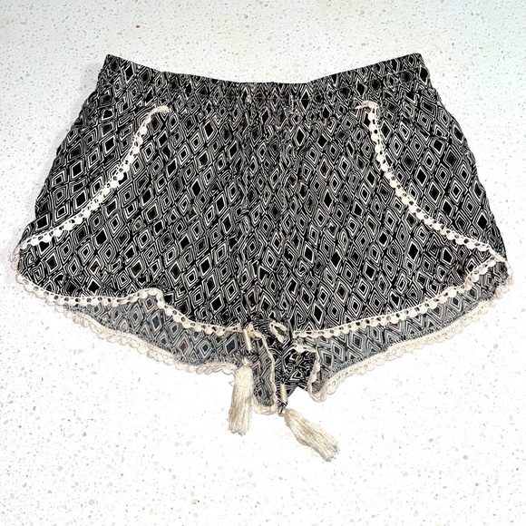 Relaxing Shorts - Picture 1 of 1